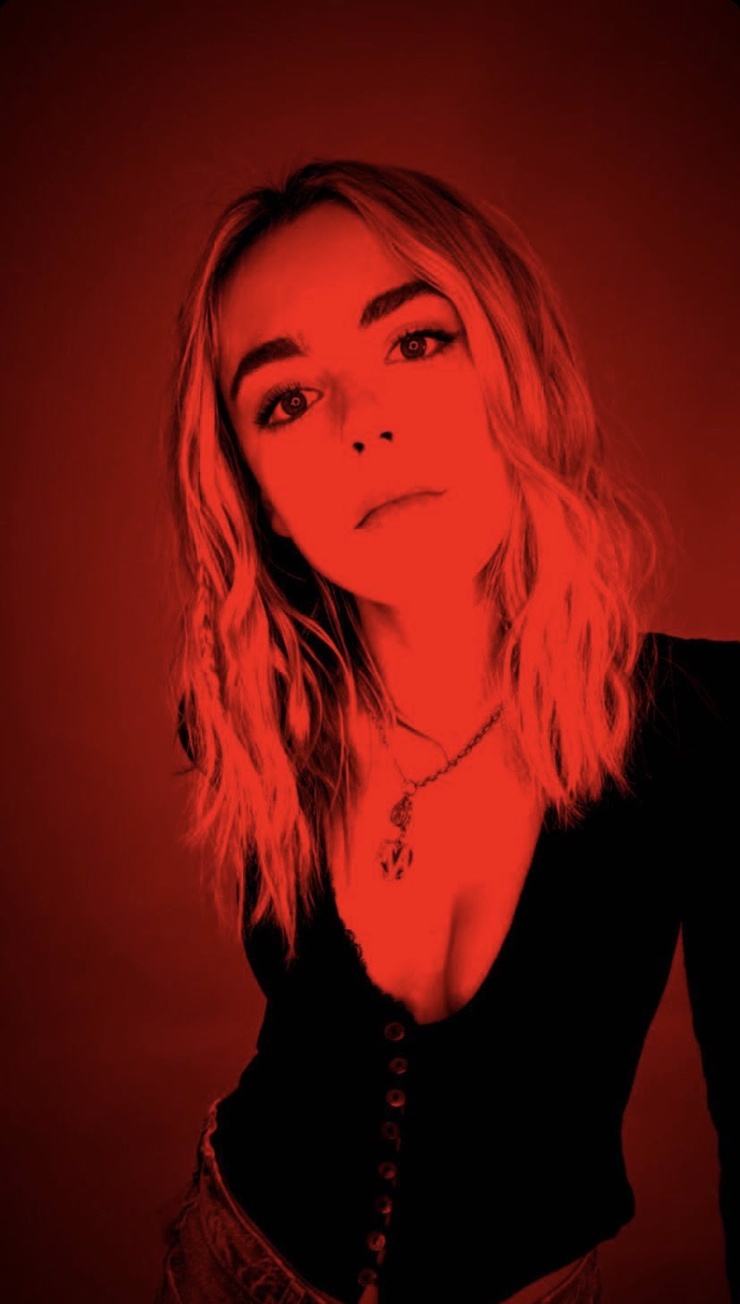 Kiernan Shipka Kiernan Shipka