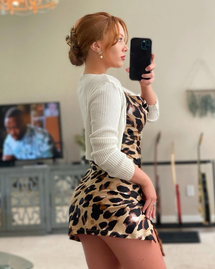 Sarah Gibson Sarah Gibson
