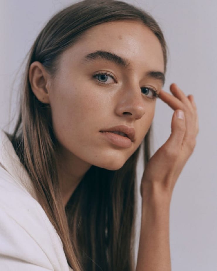 Sydney Walker (model)