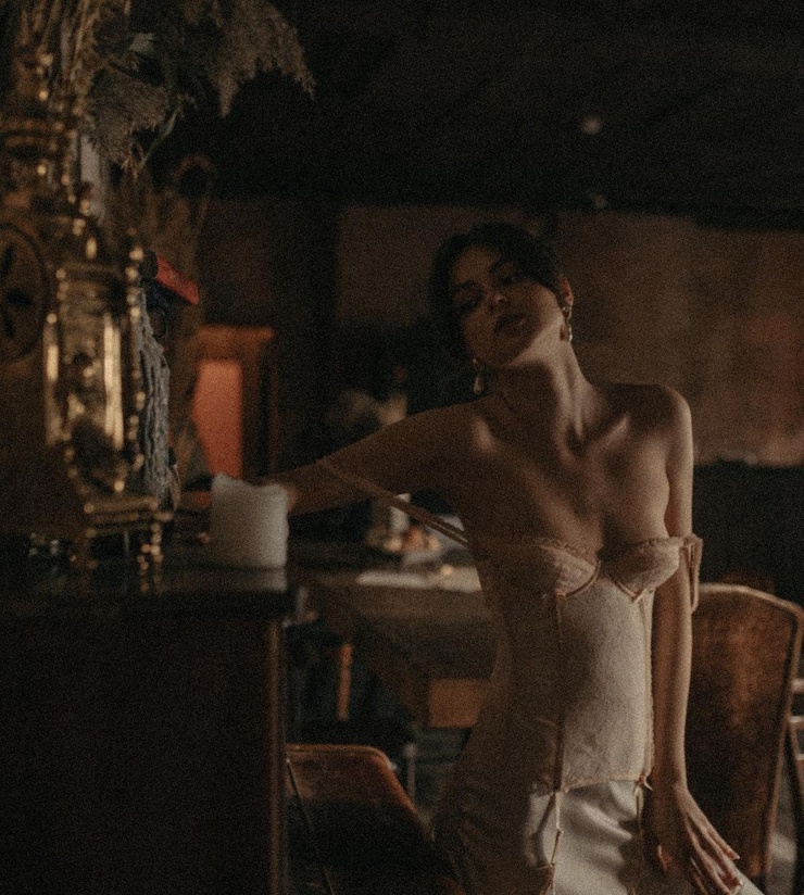 Violetta Moon