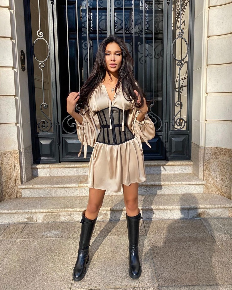 Anastasia Chuprikova Anastasia Chuprikova