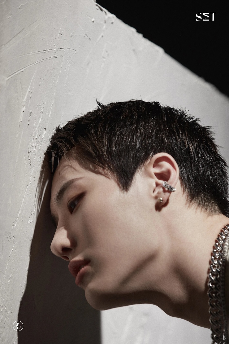 Seungyoun (UNIQ)