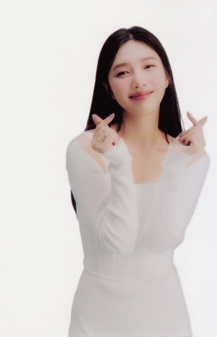 Joy (Park Soo Young)