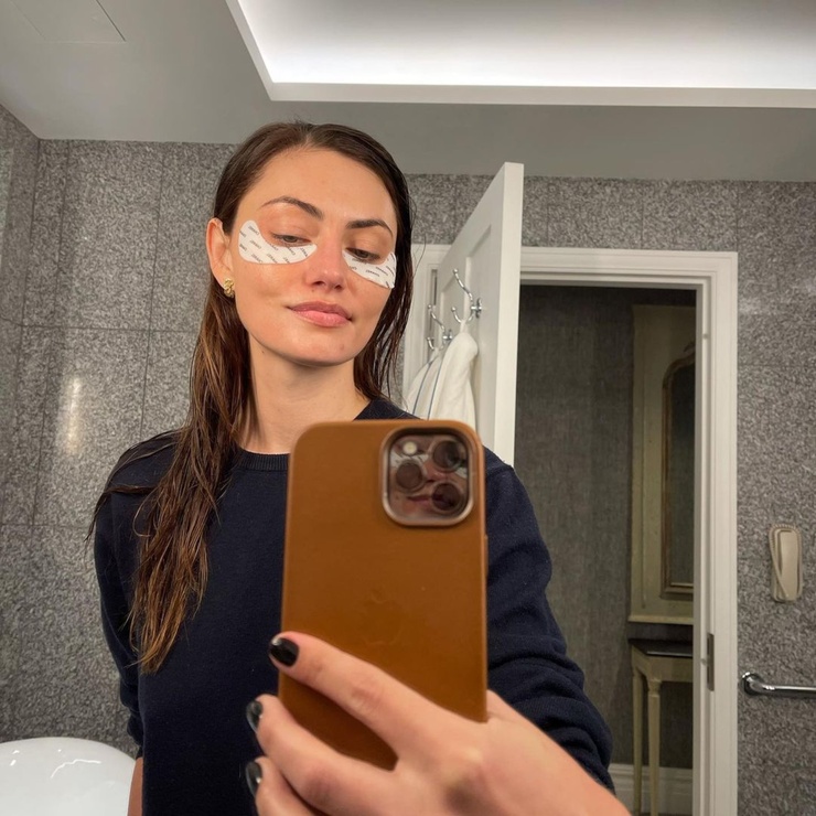 Phoebe Tonkin
