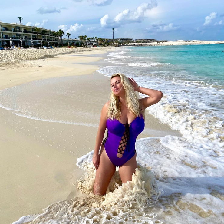 Anna Semenovich Anna Semenovich