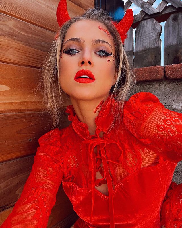 Anne Winters