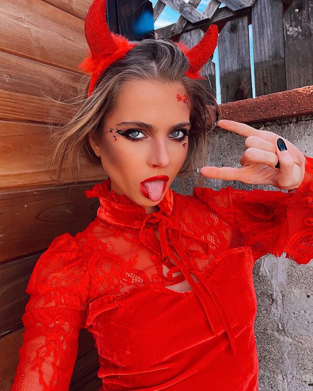 Anne Winters