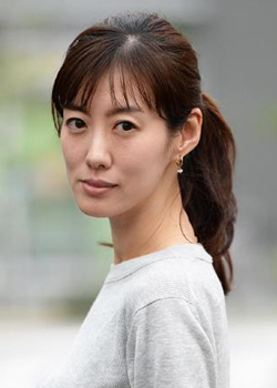 Rie Tomosaka