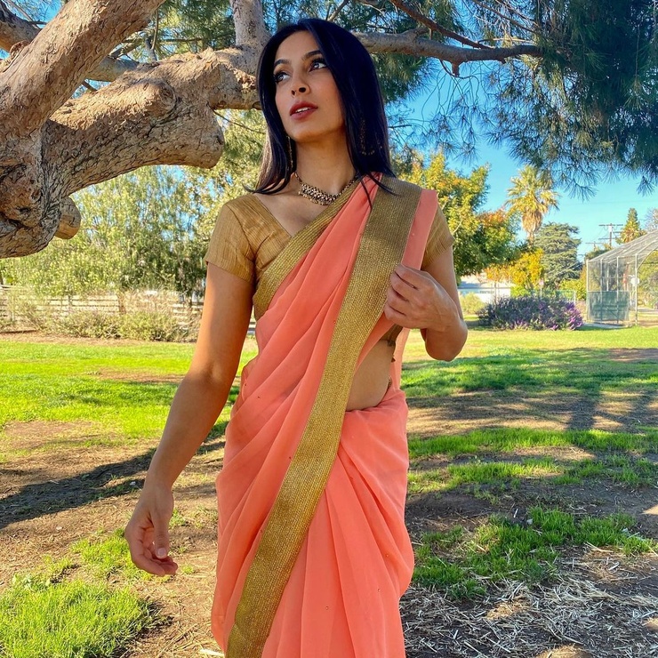 Simmi Singh Simmi Singh