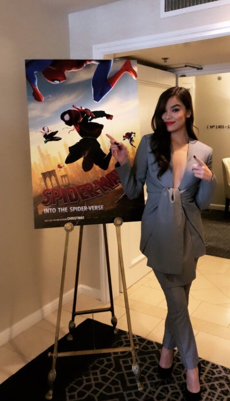 Hailee Steinfeld
