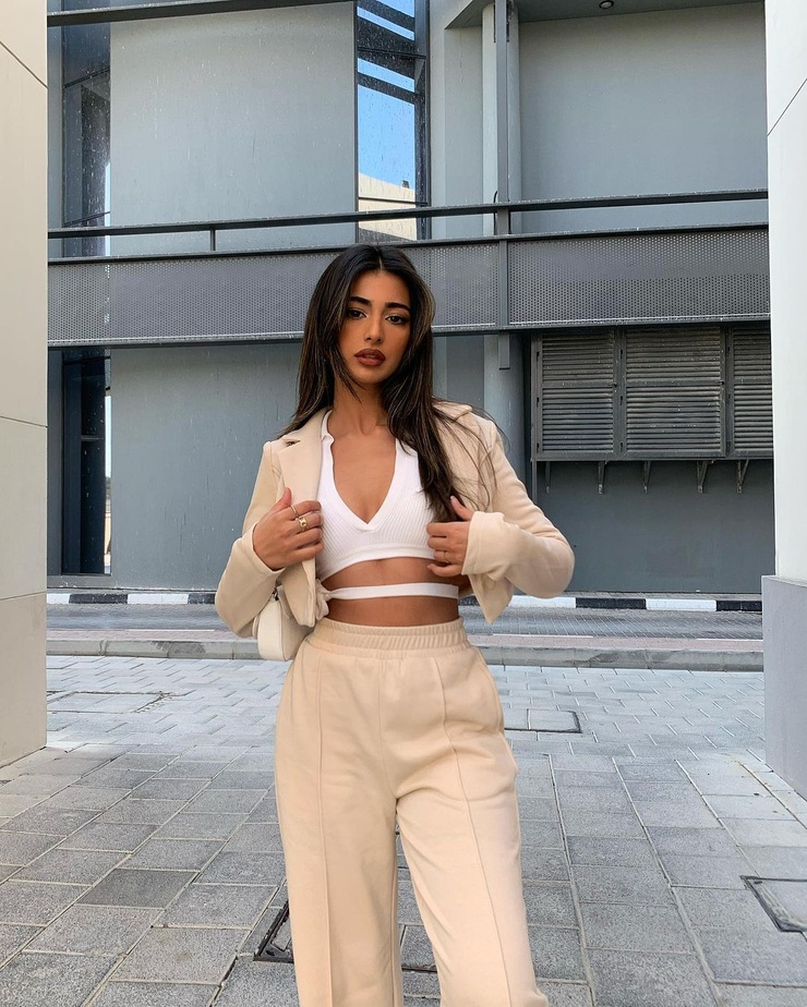 Iffat Marashi
