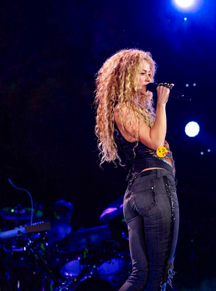 Shakira Shakira