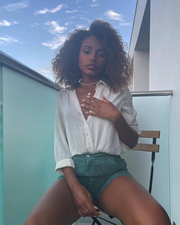 Bree Colter