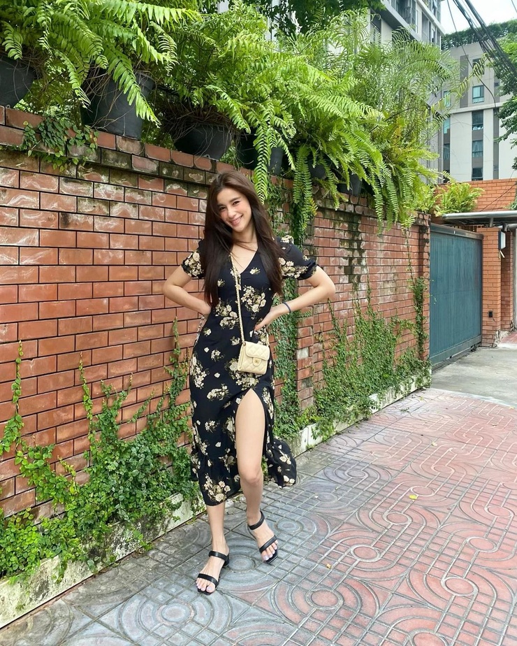 Wannarot Sonthichai