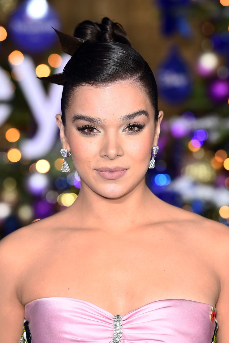 Hailee Steinfeld