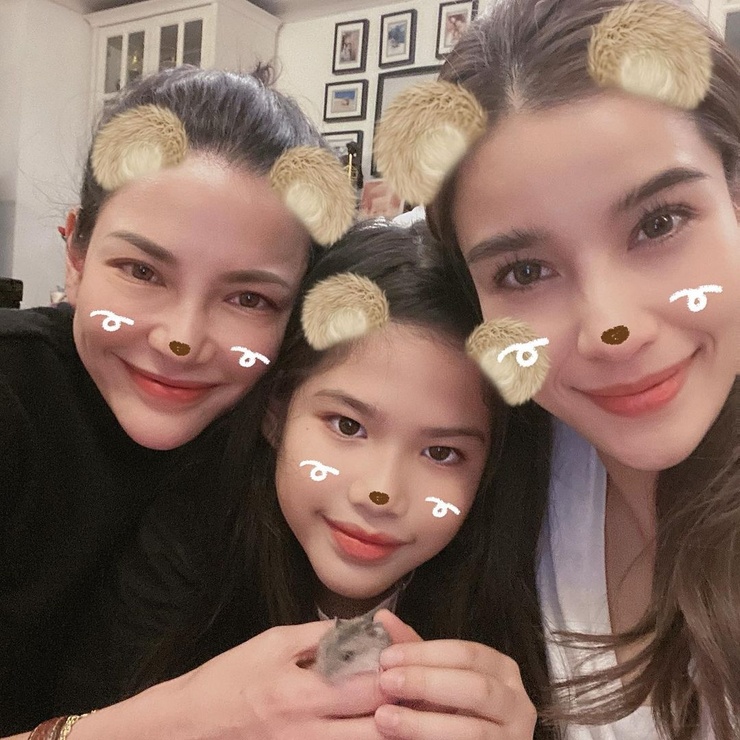 Wannarot Sonthichai