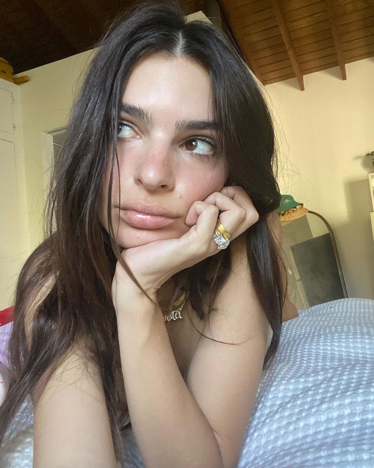 Emily Ratajkowski Emily Ratajkowski