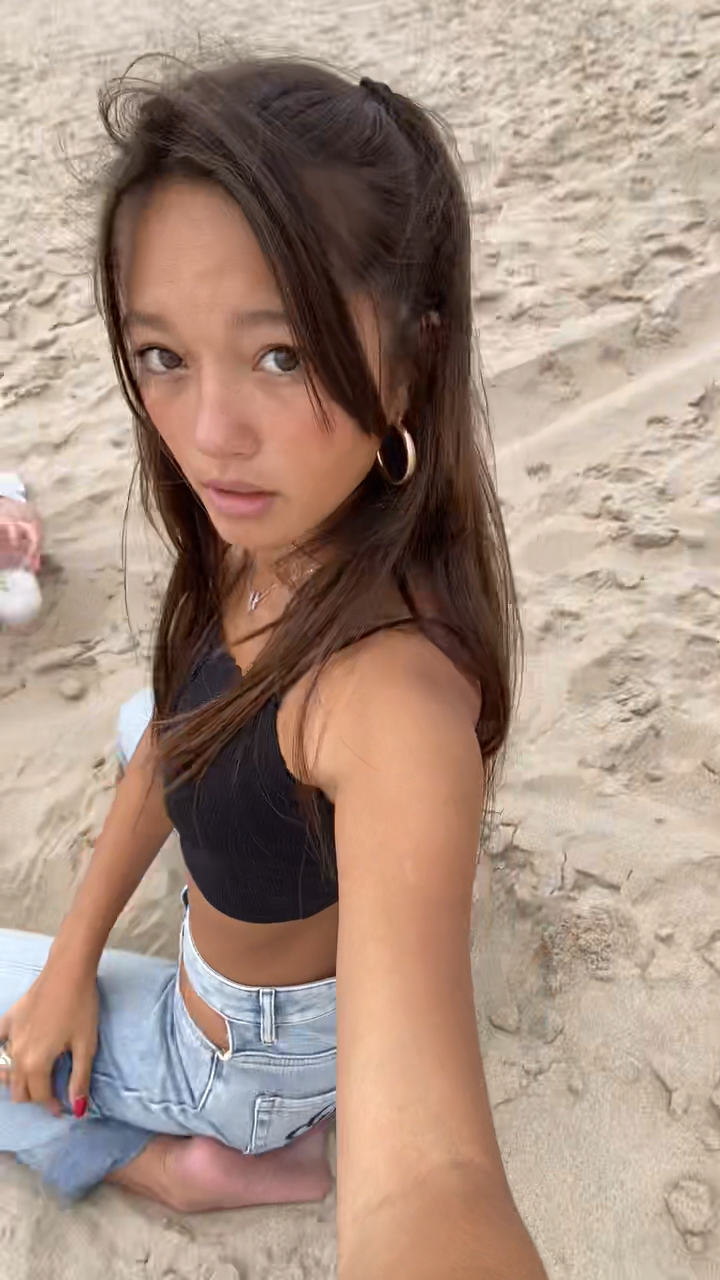 Lily Chee Lily Chee