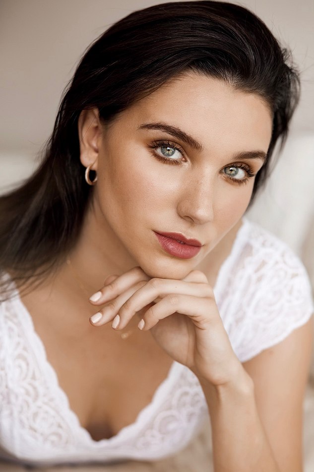 DAFNE LOZANO