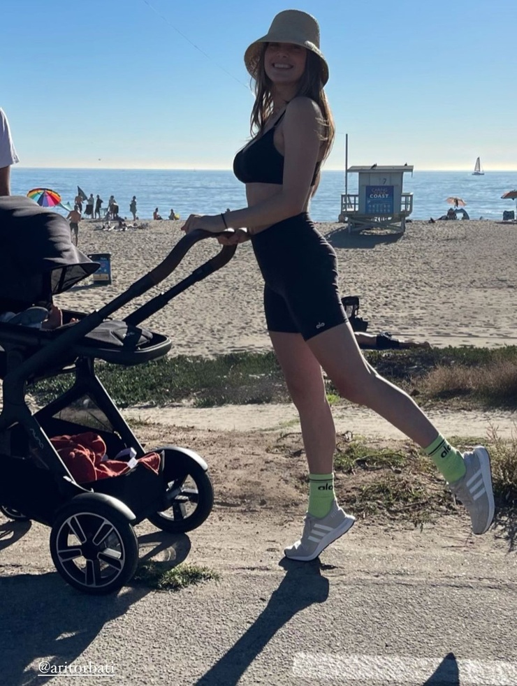 Lana Zakocela