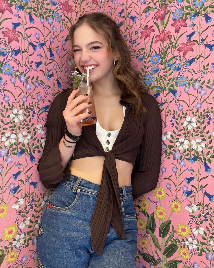 Jayden Bartels Jayden Bartels