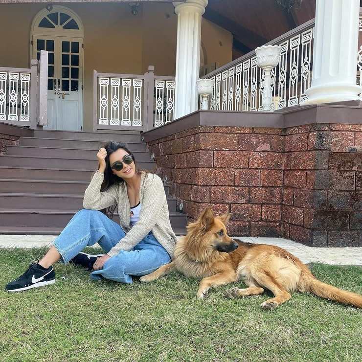 Ruhi Singh Ruhi Singh