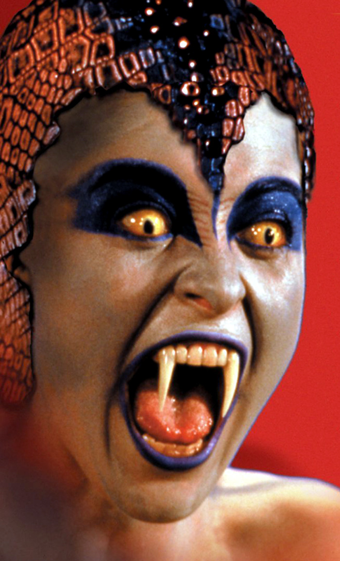 Amanda Donohoe