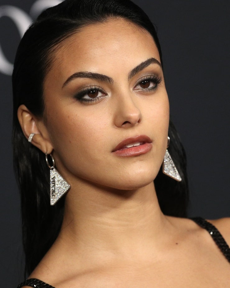 Camila Mendes