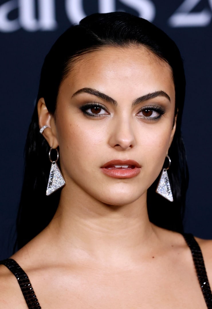 Camila Mendes