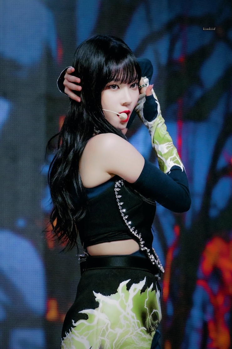 Min-Jeong Kim