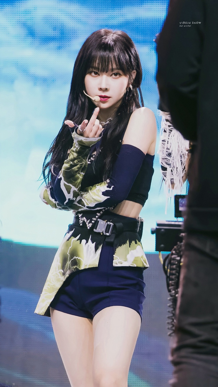 Min-Jeong Kim