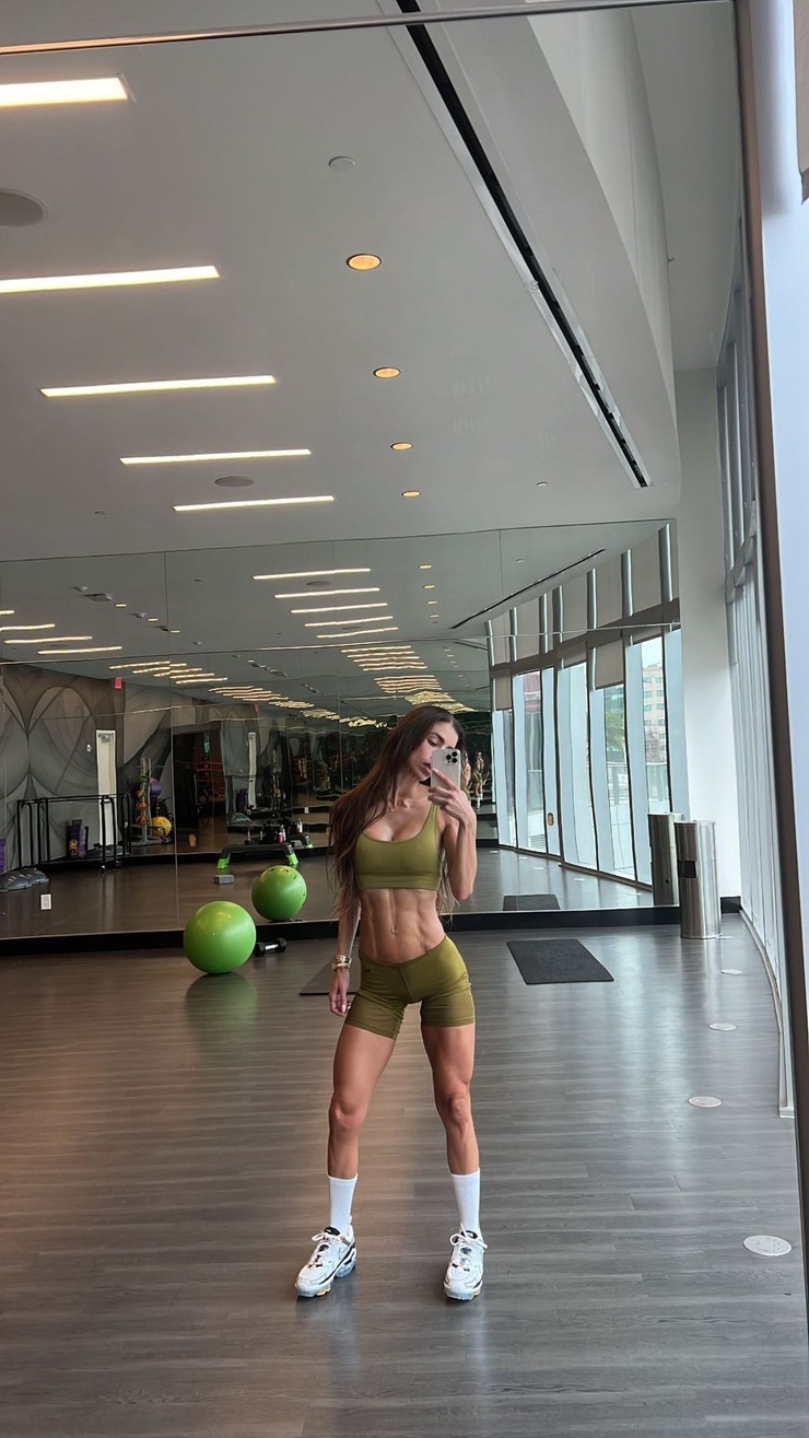 Anllela Sagra Anllela Sagra