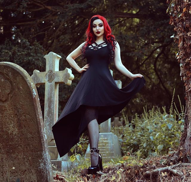 Dani Divine