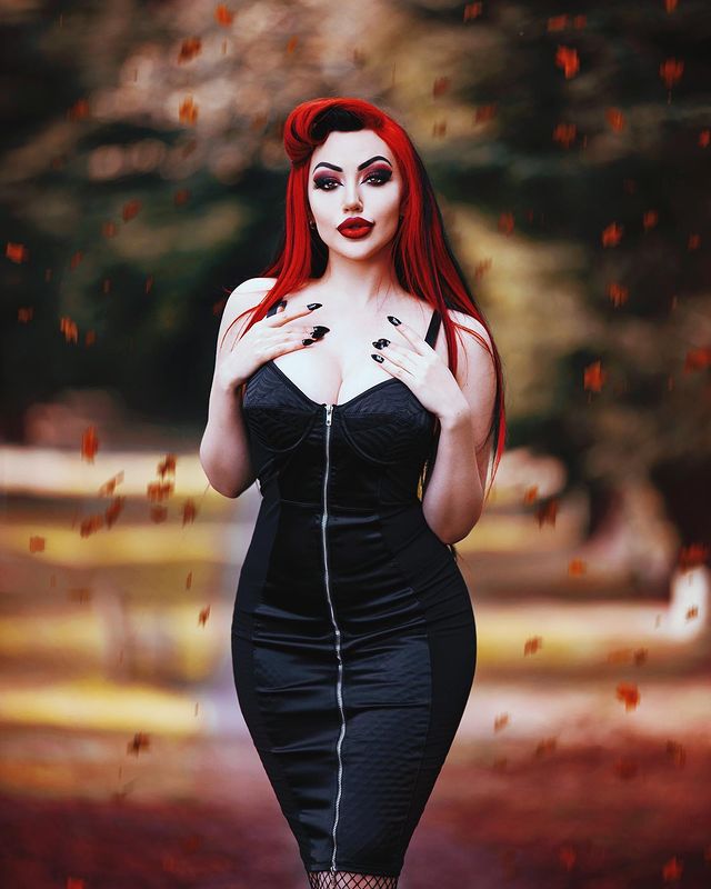 Dani Divine