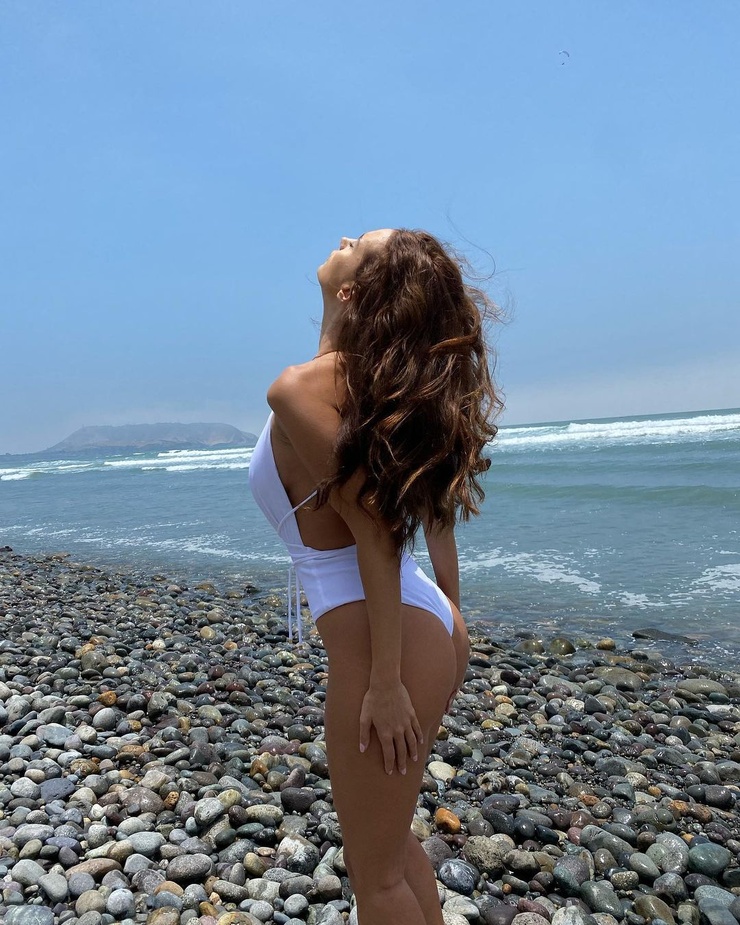 Magdalena Perlinska Magdalena Perlinska