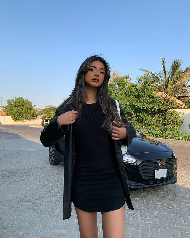 Iffat Marashi