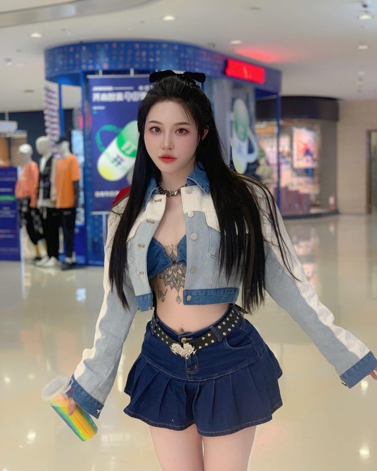 Songyuxin Hitomi