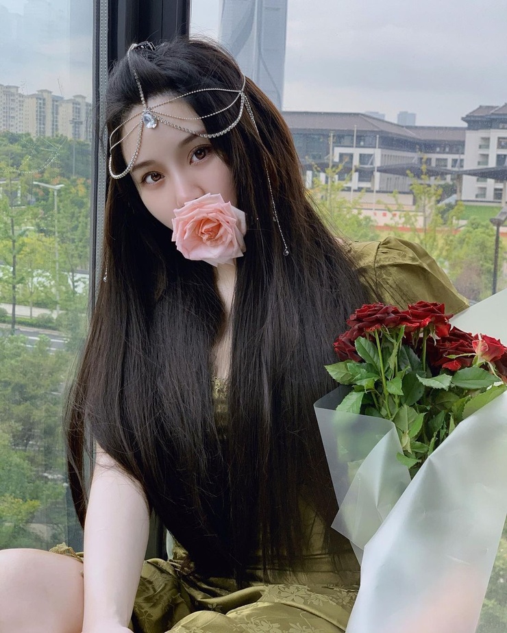 Songyuxin Hitomi