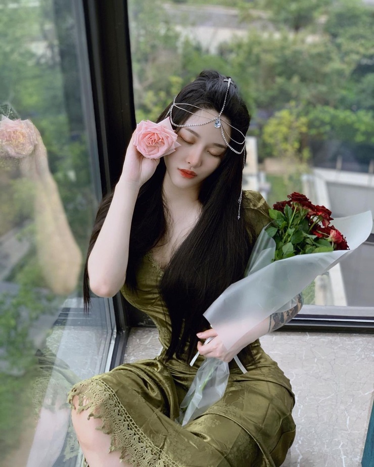 Songyuxin Hitomi