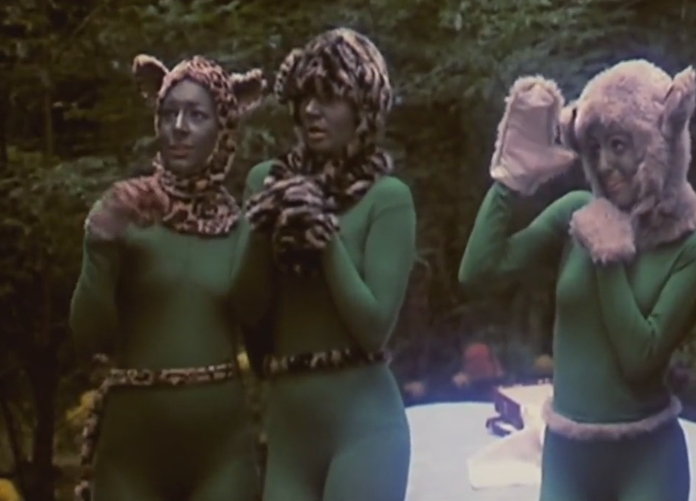 picture-of-alice-in-wonderland-an-x-rated-musical-fantasy