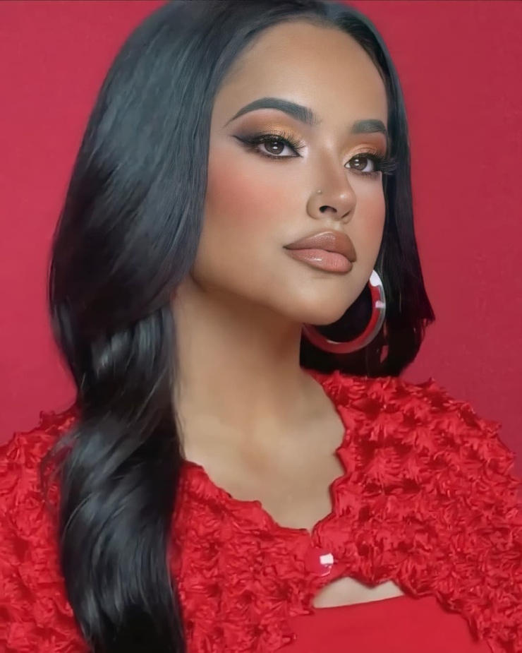 Becky G.