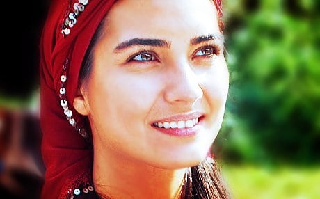 Tuba Büyüküstün