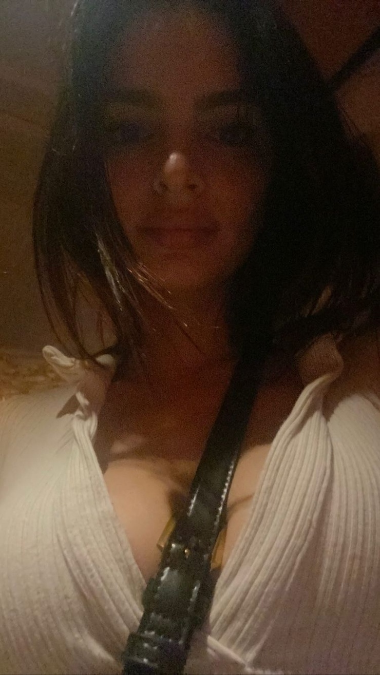 Emily Ratajkowski