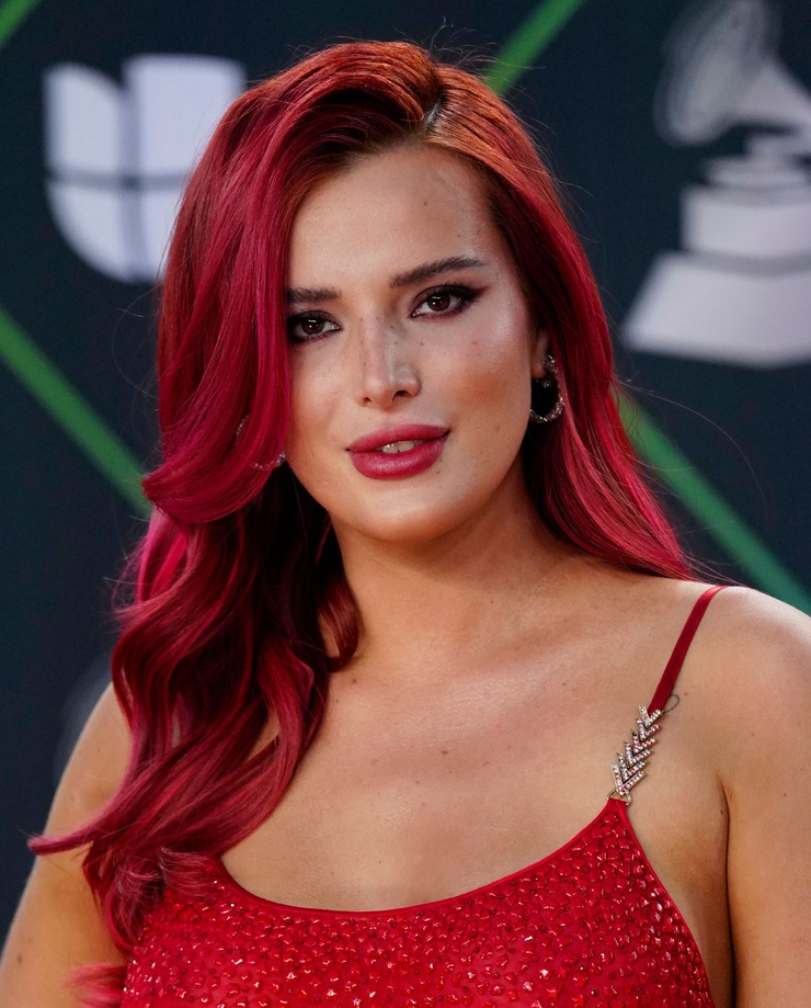 Bella Thorne Bella Thorne
