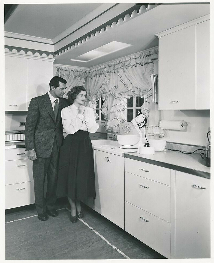 Mr. Blandings Builds His Dream House (1948) Mr. Blandings Builds His Dream House (1948)