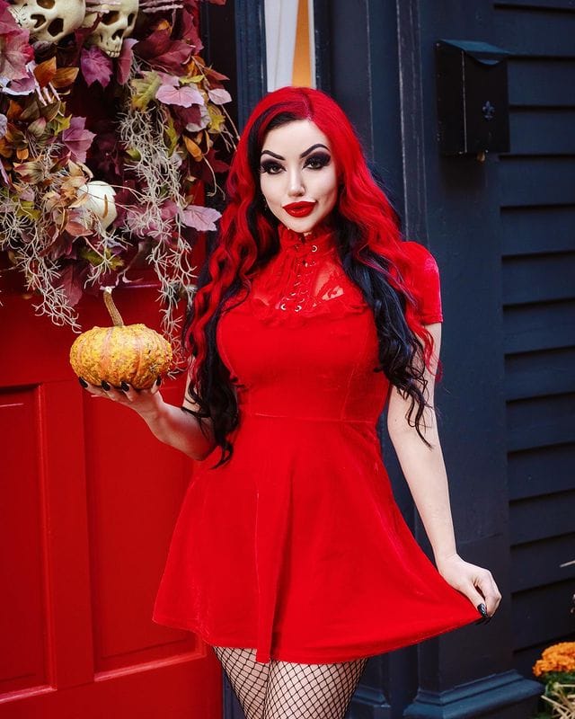 Dani Divine