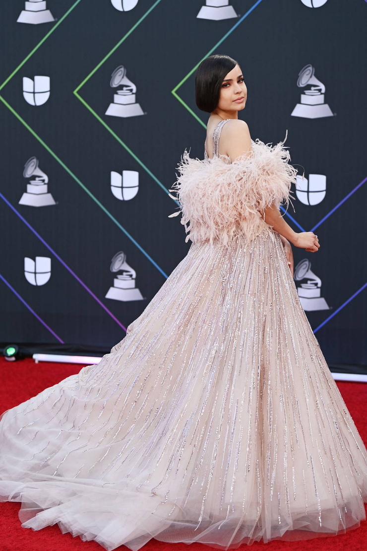 Sofia Carson