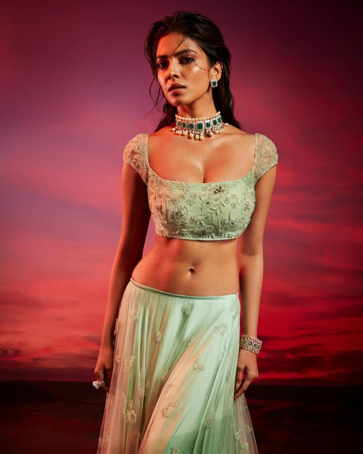 Malavika Mohanan Malavika Mohanan