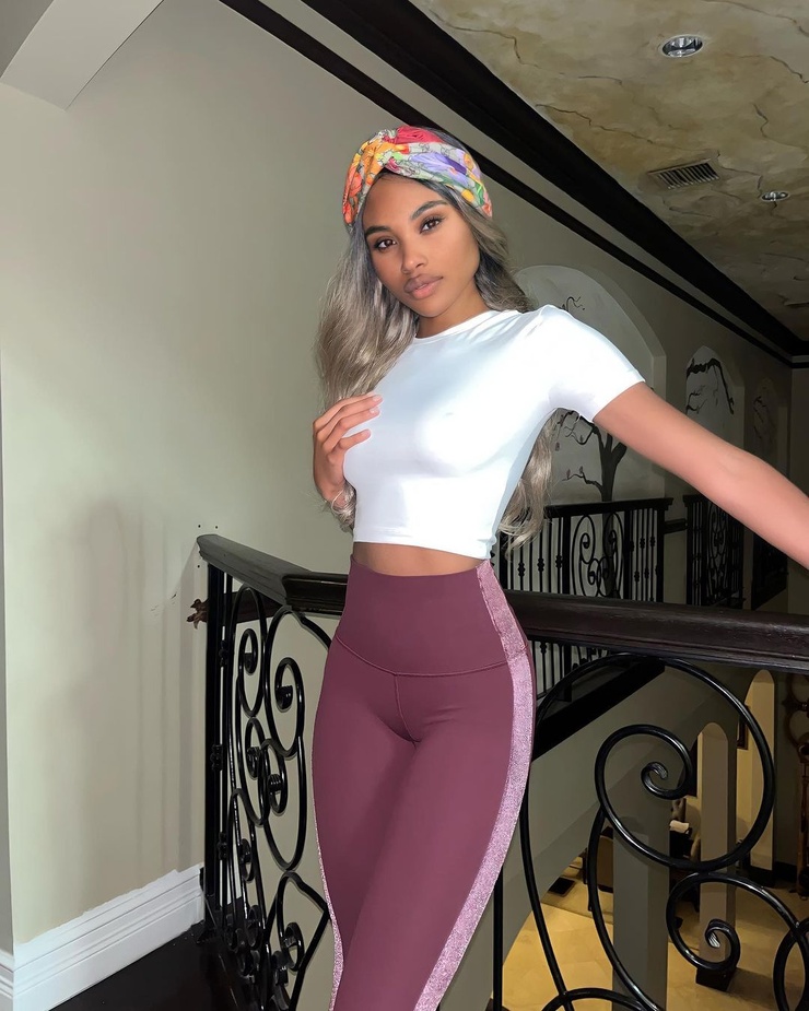 Britnee Bardot