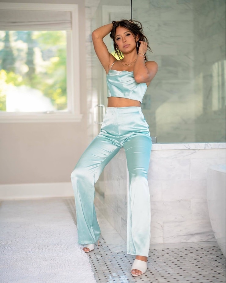 Michelle Hayden Michelle Hayden
